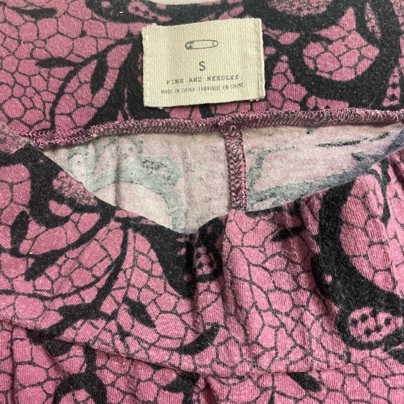 Pins & Needles casual mini skirt. Purple plum + black floral lace pattern. Small - Picture 3 of 6